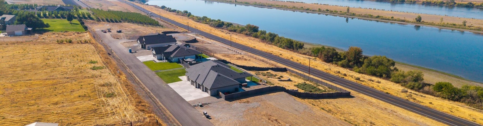 Columbia Bluff Lane, Pasco, Washington 99301, 5 Bedrooms Bedrooms, 0 ,3 BathroomsBathrooms,Houses,For Sale,Columbia Bluff Lane,0,290227