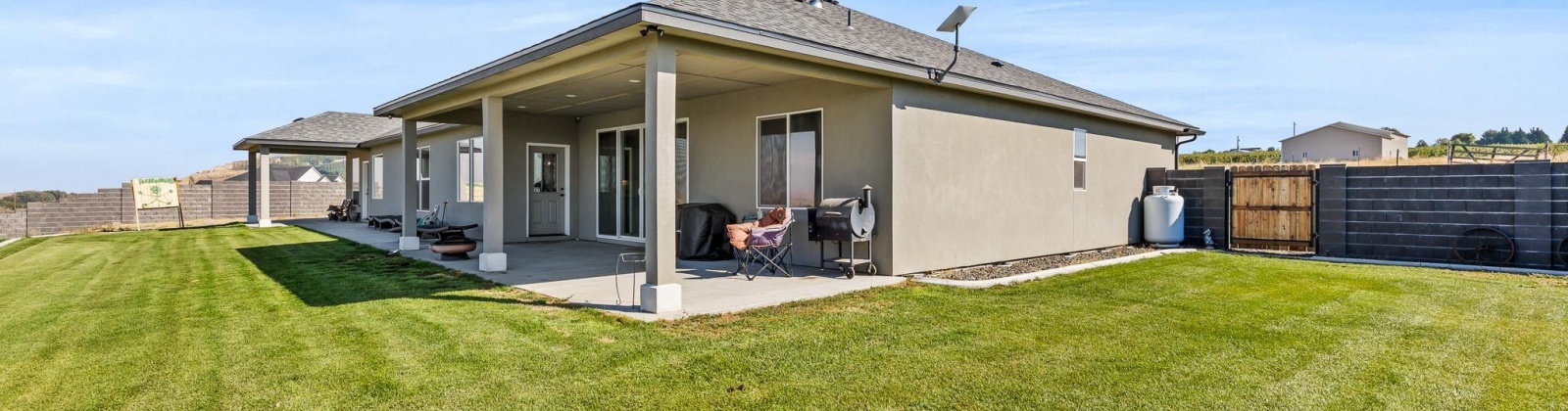 Columbia Bluff Lane, Pasco, Washington 99301, 5 Bedrooms Bedrooms, 0 ,3 BathroomsBathrooms,Houses,For Sale,Columbia Bluff Lane,0,290227