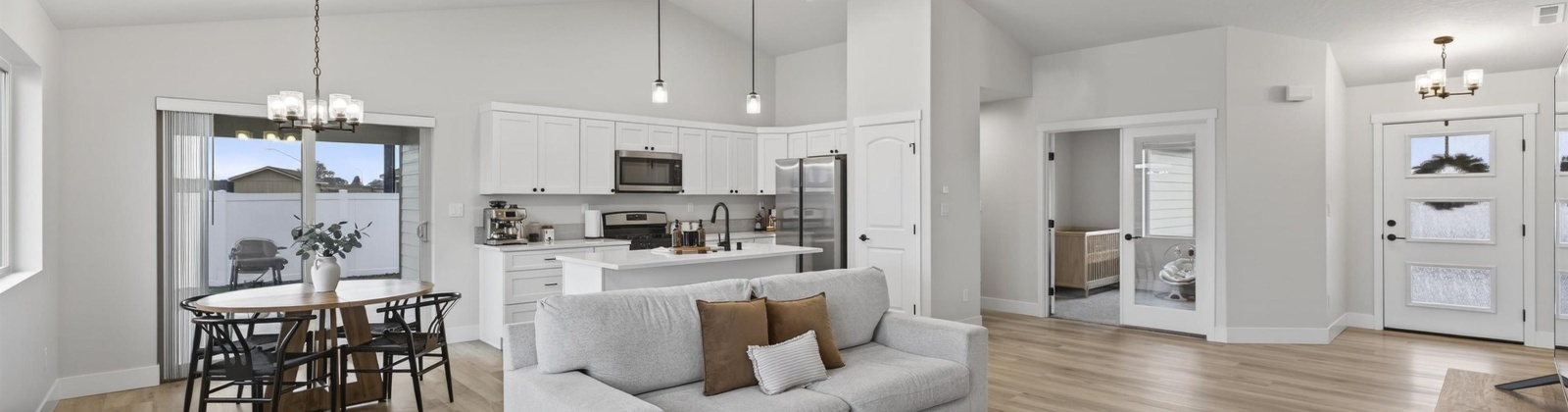 Vineyard St, Grandview, Washington 98930, 3 Bedrooms Bedrooms, 0 ,2 BathroomsBathrooms,Houses,For Sale,Vineyard St,0,290228