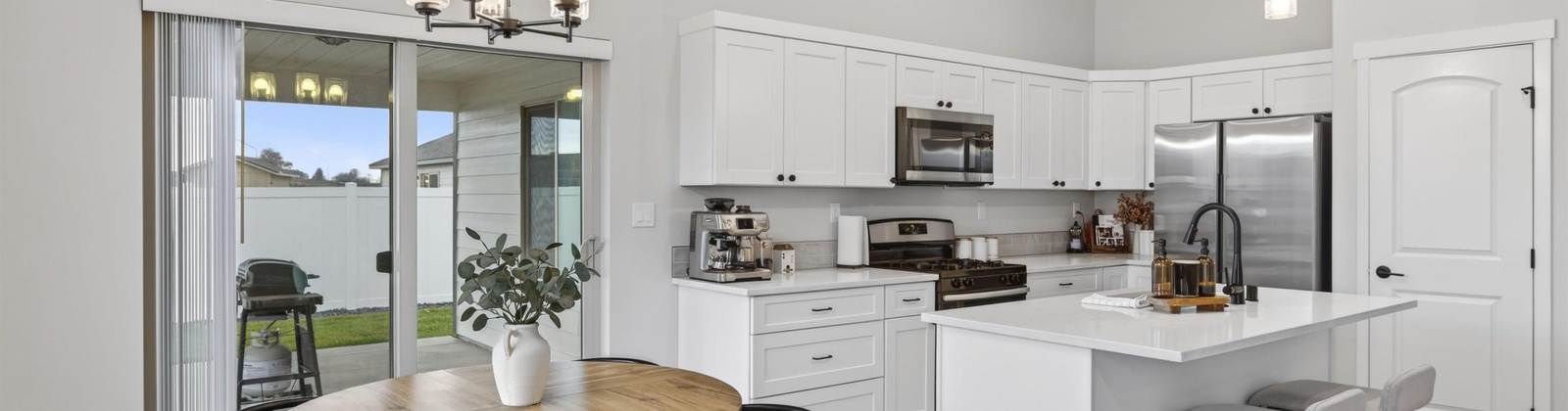 Vineyard St, Grandview, Washington 98930, 3 Bedrooms Bedrooms, 0 ,2 BathroomsBathrooms,Houses,For Sale,Vineyard St,0,290228