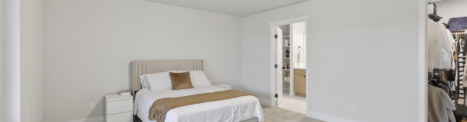 Vineyard St, Grandview, Washington 98930, 3 Bedrooms Bedrooms, 0 ,2 BathroomsBathrooms,Houses,For Sale,Vineyard St,0,290228