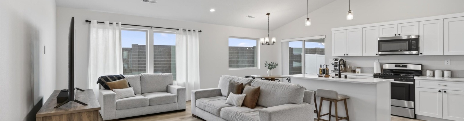 Vineyard St, Grandview, Washington 98930, 3 Bedrooms Bedrooms, 0 ,2 BathroomsBathrooms,Houses,For Sale,Vineyard St,0,290228