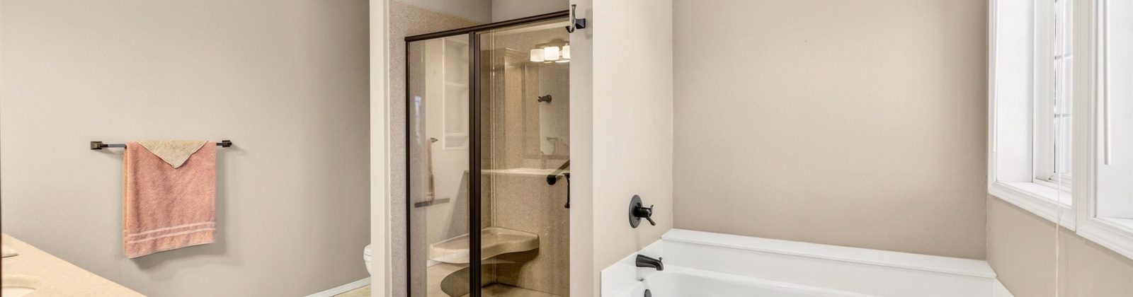 Paradise Dr, Burbank, Washington 99323, 5 Bedrooms Bedrooms, 0 ,3 BathroomsBathrooms,Houses,For Sale,Paradise Dr,0,290234