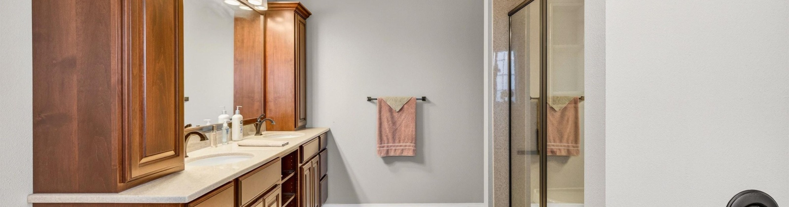 Paradise Dr, Burbank, Washington 99323, 5 Bedrooms Bedrooms, 0 ,3 BathroomsBathrooms,Houses,For Sale,Paradise Dr,0,290234