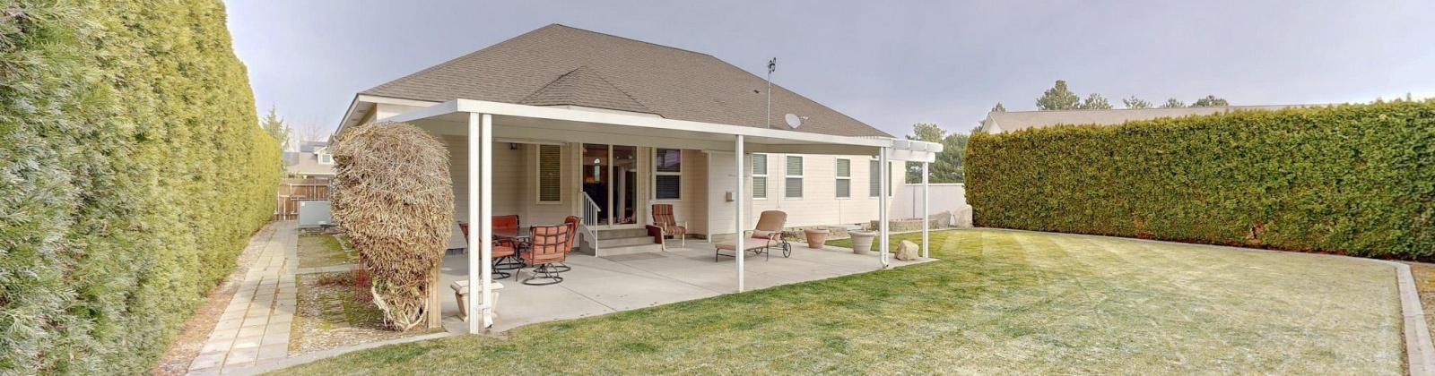 Hilo Court, West Richland, Washington 99353, 4 Bedrooms Bedrooms, 0 ,3 BathroomsBathrooms,Houses,For Sale,Hilo Court,0,290232