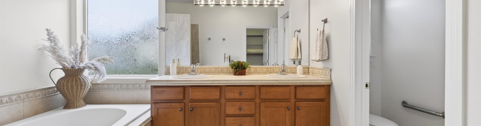 Rio Grande Ave., Kennewick, Washington 99336, 3 Bedrooms Bedrooms, 0 ,3 BathroomsBathrooms,Houses,For Sale,Rio Grande Ave.,0,290259