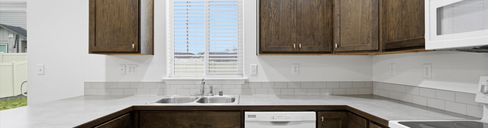 22nd Ave, Kennewick, Washington 99337, 4 Bedrooms Bedrooms, 0 ,3 BathroomsBathrooms,Houses,For Sale,22nd Ave,0,290252