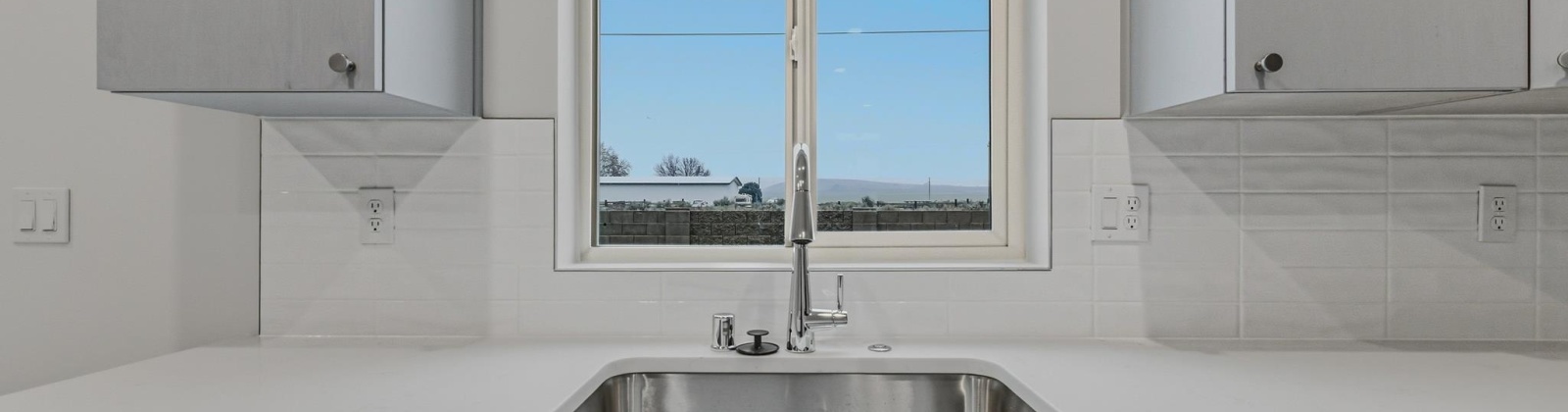 Grapevine Ct, West Richland, Washington 99353, 3 Bedrooms Bedrooms, 0 ,3 BathroomsBathrooms,Condos/townhomes,For Sale,Grapevine Ct,0,290256