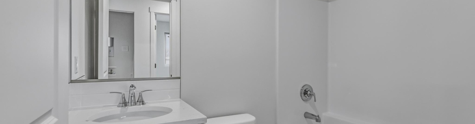 Grapevine Ct, West Richland, Washington 99353, 3 Bedrooms Bedrooms, 0 ,3 BathroomsBathrooms,Condos/townhomes,For Sale,Grapevine Ct,0,290256