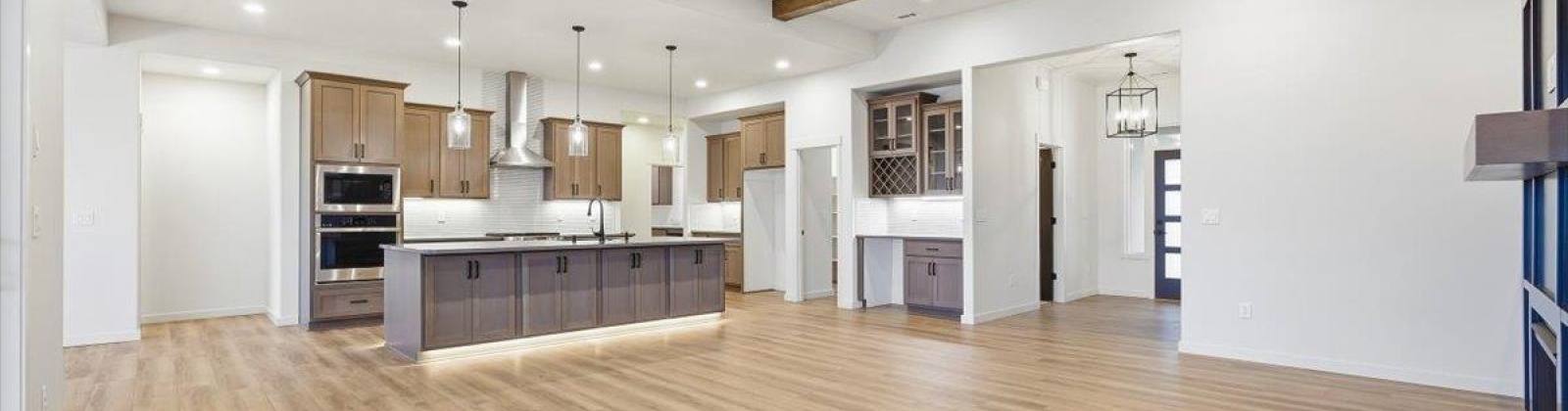 Thebes St, West Richland, Washington 99353, 4 Bedrooms Bedrooms, 0 ,4 BathroomsBathrooms,Houses,For Sale,Thebes St,0,290255