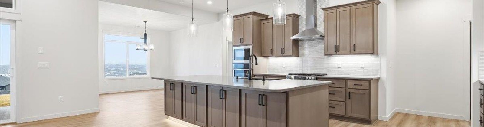 Thebes St, West Richland, Washington 99353, 4 Bedrooms Bedrooms, 0 ,4 BathroomsBathrooms,Houses,For Sale,Thebes St,0,290255