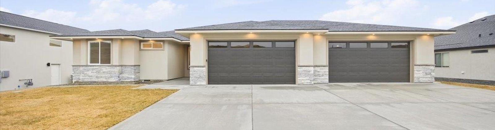 Thebes St, West Richland, Washington 99353, 4 Bedrooms Bedrooms, 0 ,4 BathroomsBathrooms,Houses,For Sale,Thebes St,0,290255