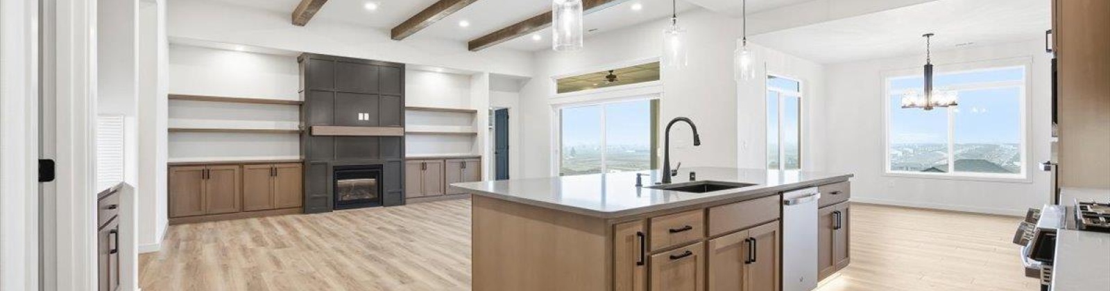 Thebes St, West Richland, Washington 99353, 4 Bedrooms Bedrooms, 0 ,4 BathroomsBathrooms,Houses,For Sale,Thebes St,0,290255