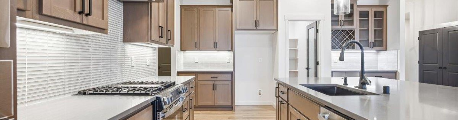 Thebes St, West Richland, Washington 99353, 4 Bedrooms Bedrooms, 0 ,4 BathroomsBathrooms,Houses,For Sale,Thebes St,0,290255