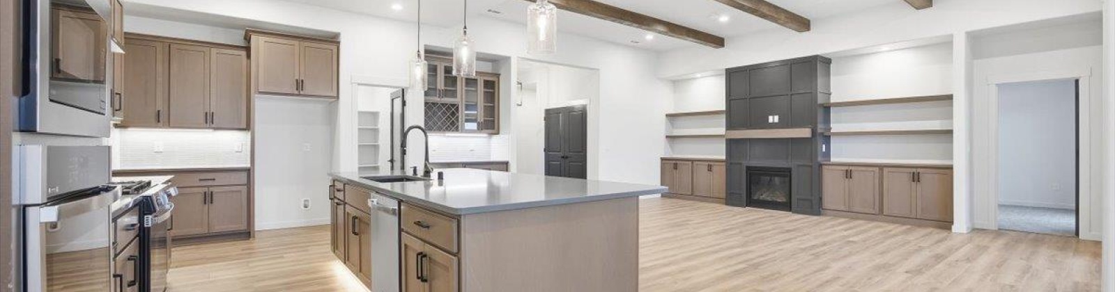 Thebes St, West Richland, Washington 99353, 4 Bedrooms Bedrooms, 0 ,4 BathroomsBathrooms,Houses,For Sale,Thebes St,0,290255