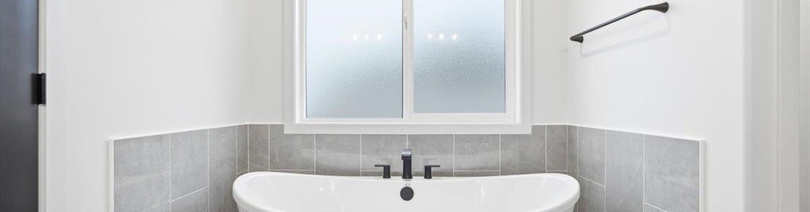 Thebes St, West Richland, Washington 99353, 4 Bedrooms Bedrooms, 0 ,4 BathroomsBathrooms,Houses,For Sale,Thebes St,0,290255