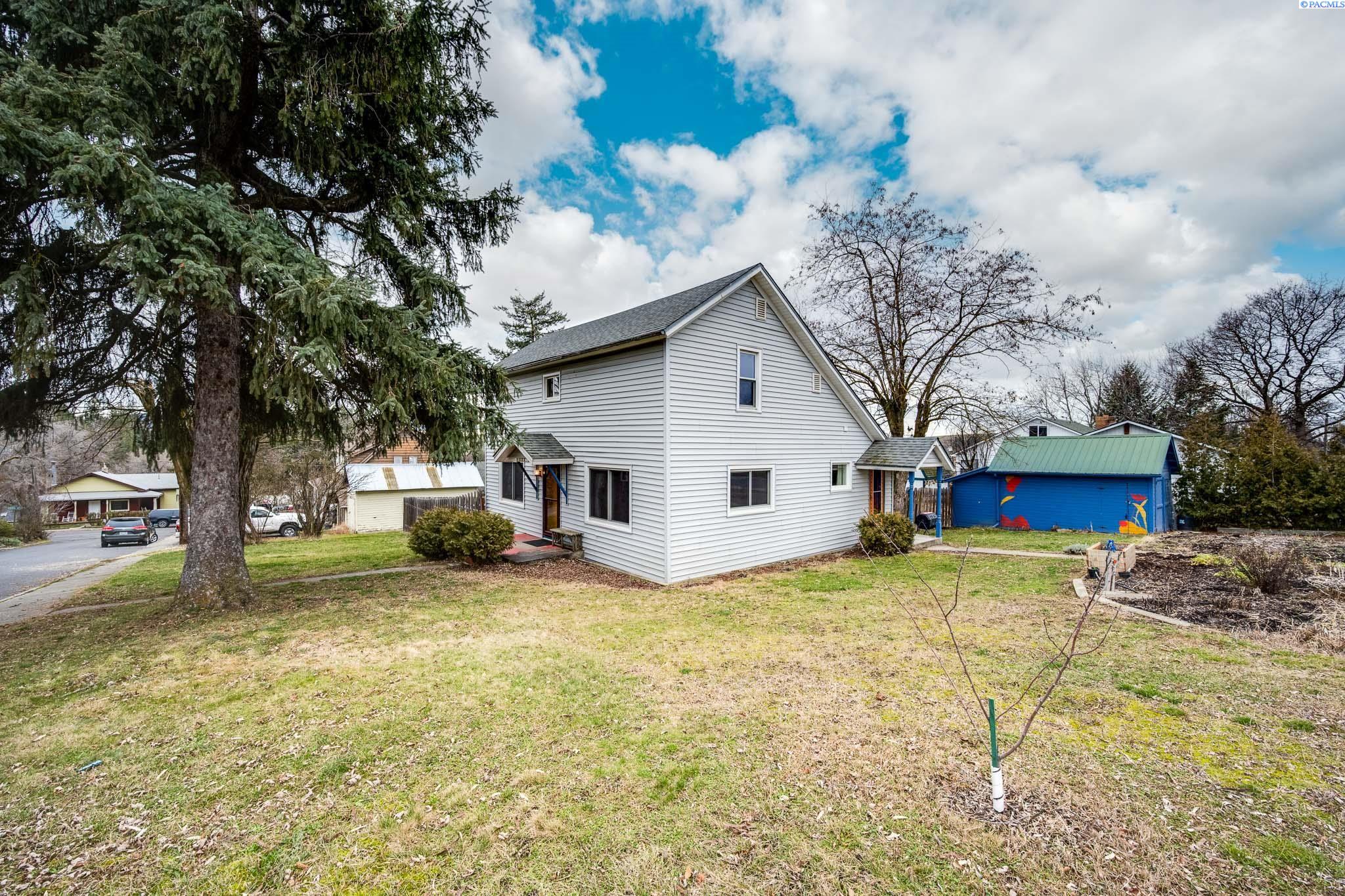 K Street, Palouse, Washington 99161-5109, 3 Bedrooms Bedrooms, 0 ,2 BathroomsBathrooms,Houses,For Sale,K Street,0,290271