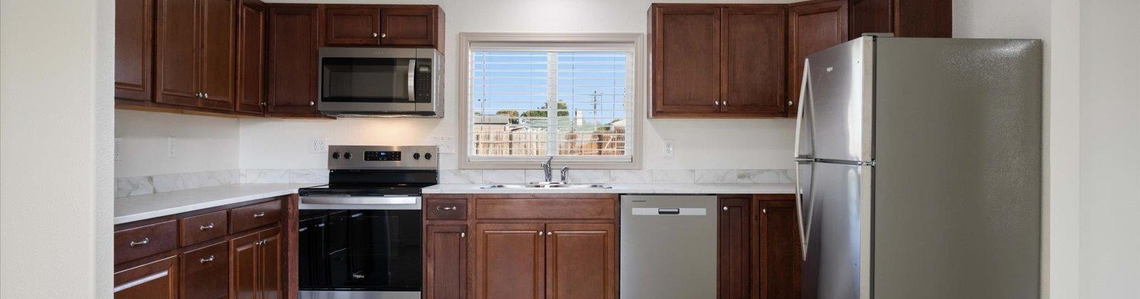 Frontage Rd, Pasco, Washington 99301, 4 Bedrooms Bedrooms, 0 ,2 BathroomsBathrooms,Houses,For Sale,Frontage Rd,0,287537