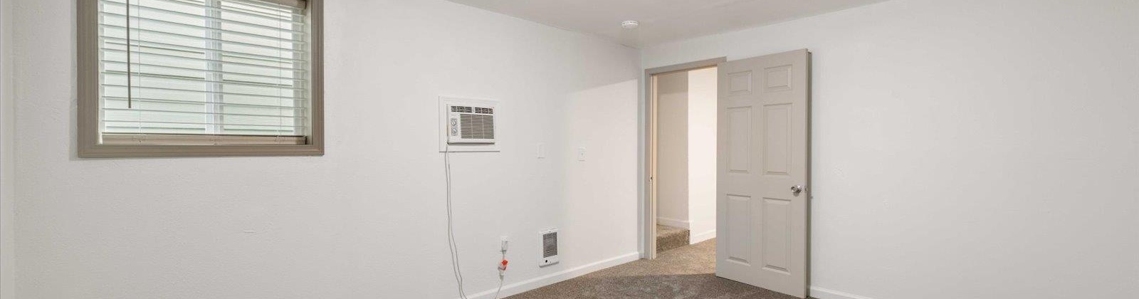 Frontage Rd, Pasco, Washington 99301, 4 Bedrooms Bedrooms, 0 ,2 BathroomsBathrooms,Houses,For Sale,Frontage Rd,0,287537