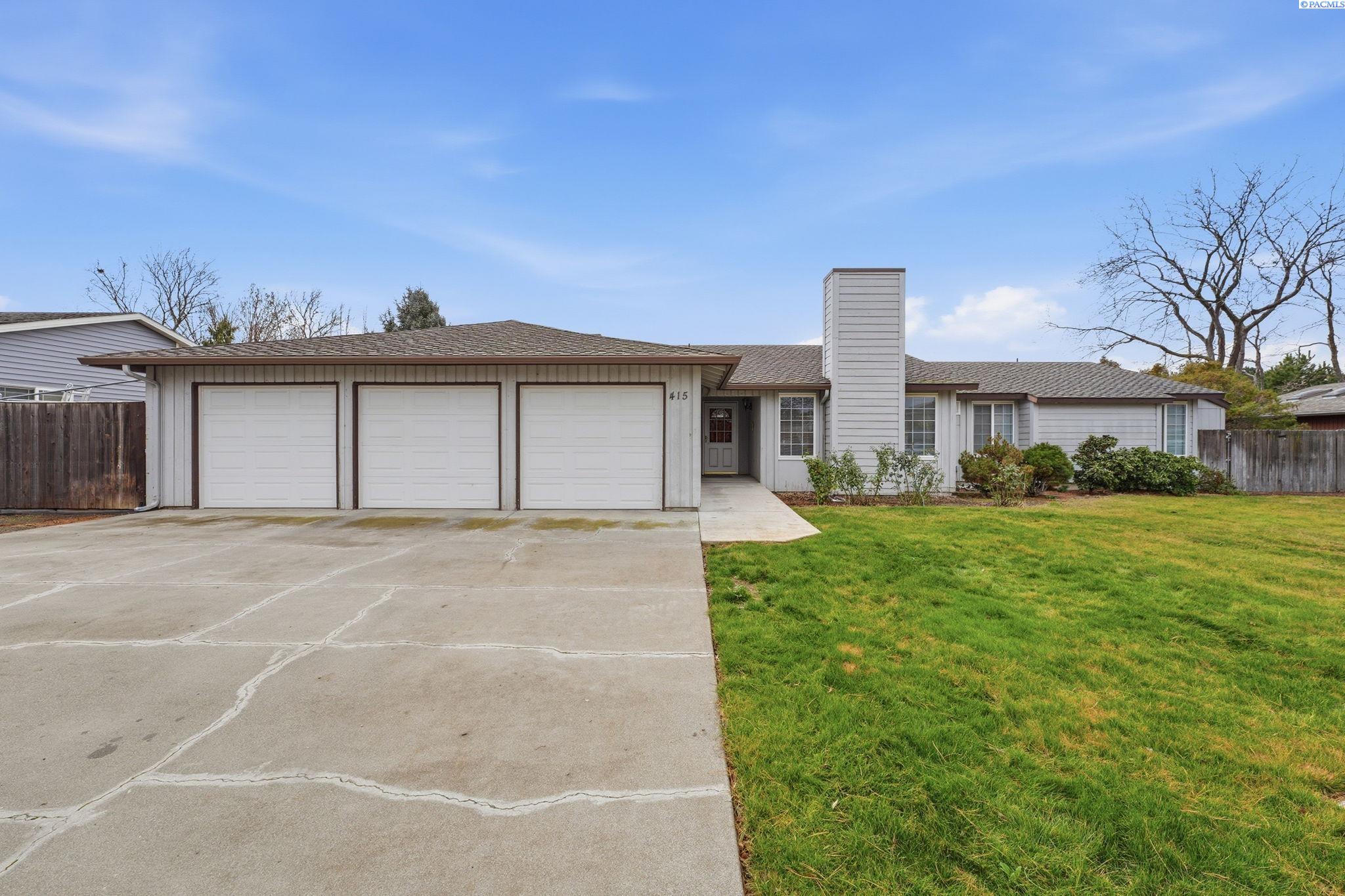 Skamania St, Richland, Washington 99354, 3 Bedrooms Bedrooms, 0 ,2 BathroomsBathrooms,Houses,For Sale,Skamania St,0,290293