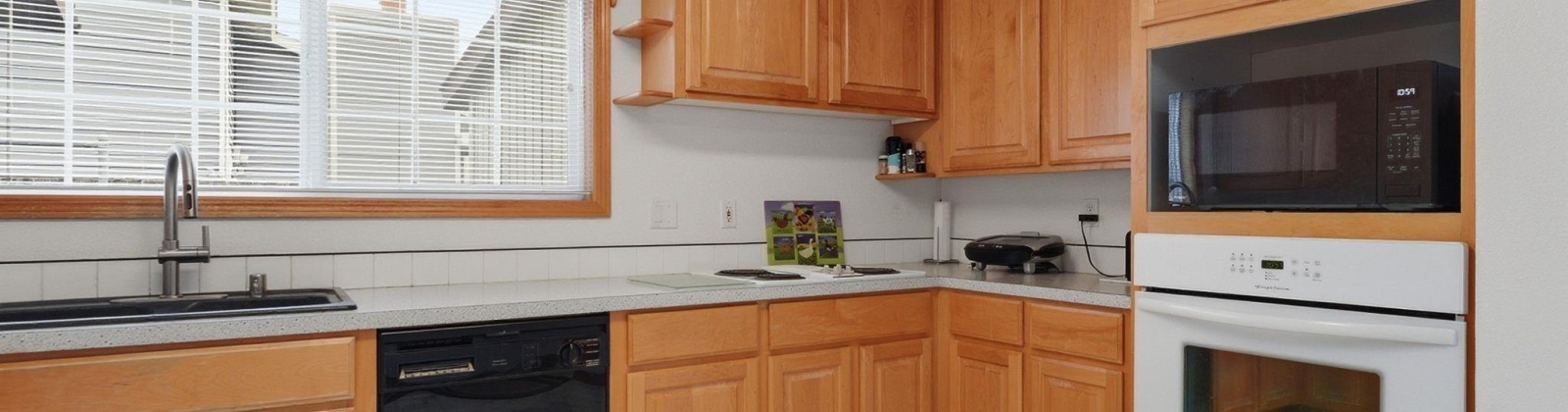 Skamania St, Richland, Washington 99354, 3 Bedrooms Bedrooms, 0 ,2 BathroomsBathrooms,Houses,For Sale,Skamania St,0,290293