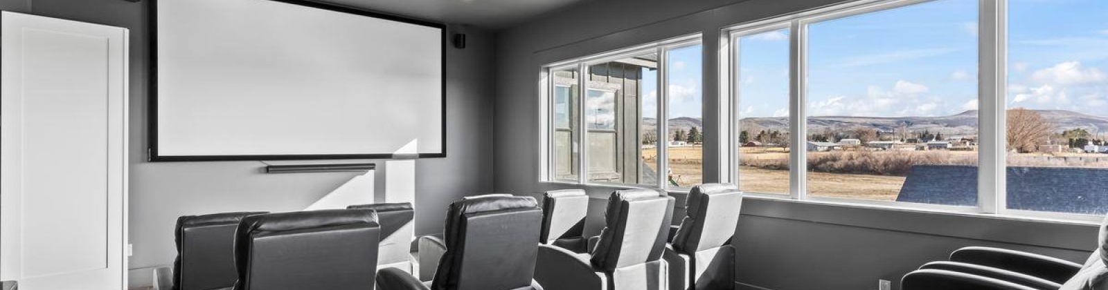 Serenity Lane, Yakima, Washington 98908, 5 Bedrooms Bedrooms, 0 ,5 BathroomsBathrooms,Houses,For Sale,Serenity Lane,0,290290