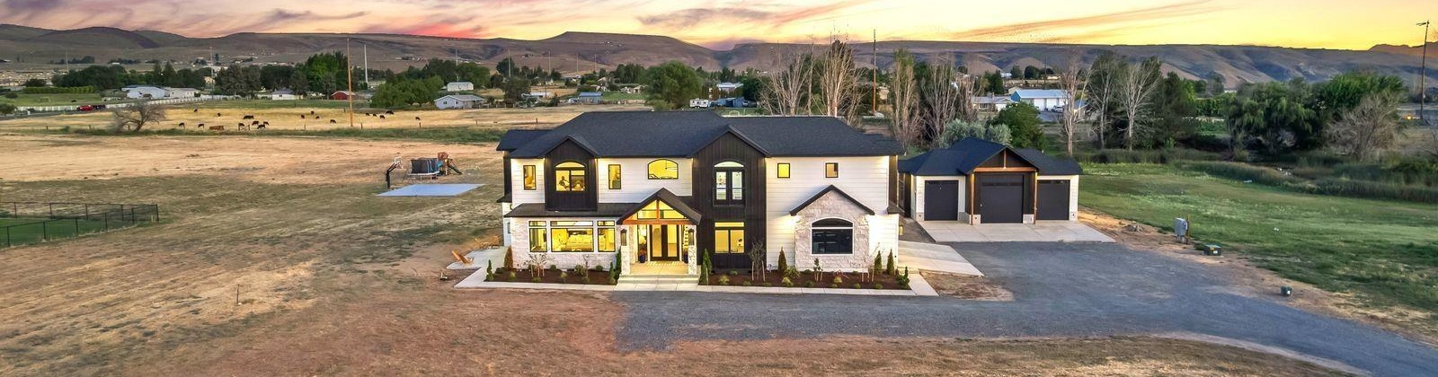 Serenity Lane, Yakima, Washington 98908, 5 Bedrooms Bedrooms, 0 ,5 BathroomsBathrooms,Houses,For Sale,Serenity Lane,0,290290