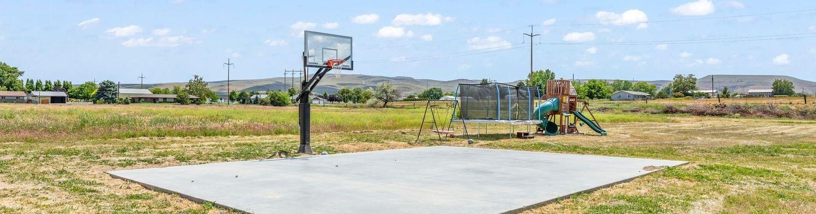 Serenity Lane, Yakima, Washington 98908, 5 Bedrooms Bedrooms, 0 ,5 BathroomsBathrooms,Houses,For Sale,Serenity Lane,0,290290