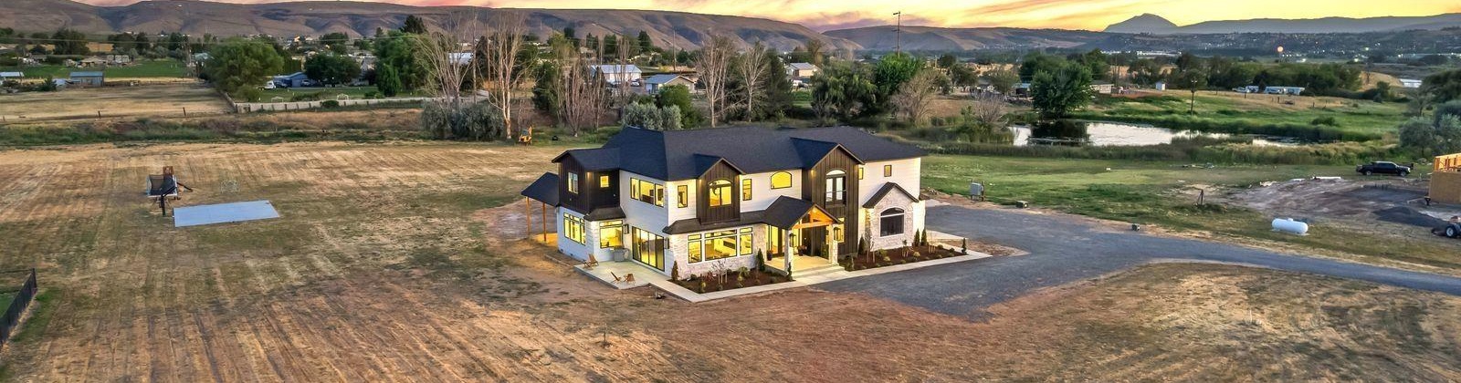 Serenity Lane, Yakima, Washington 98908, 5 Bedrooms Bedrooms, 0 ,5 BathroomsBathrooms,Houses,For Sale,Serenity Lane,0,290290