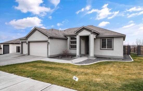 Napoli Street, West Richland, Washington 99353, 3 Bedrooms Bedrooms, 0 ,4 BathroomsBathrooms,Houses,For Sale,Napoli Street,0,290287