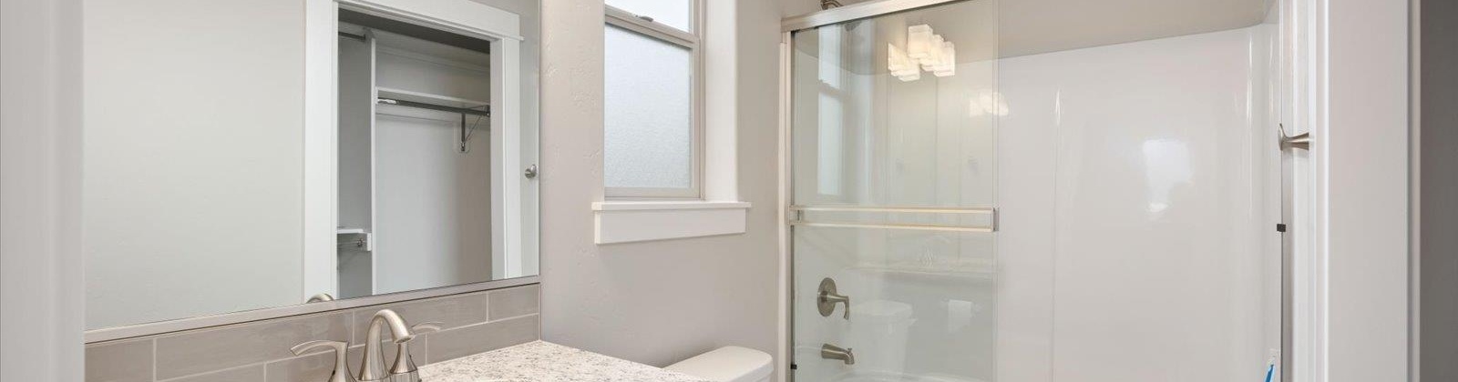 Napoli Street, West Richland, Washington 99353, 3 Bedrooms Bedrooms, 0 ,4 BathroomsBathrooms,Houses,For Sale,Napoli Street,0,290287