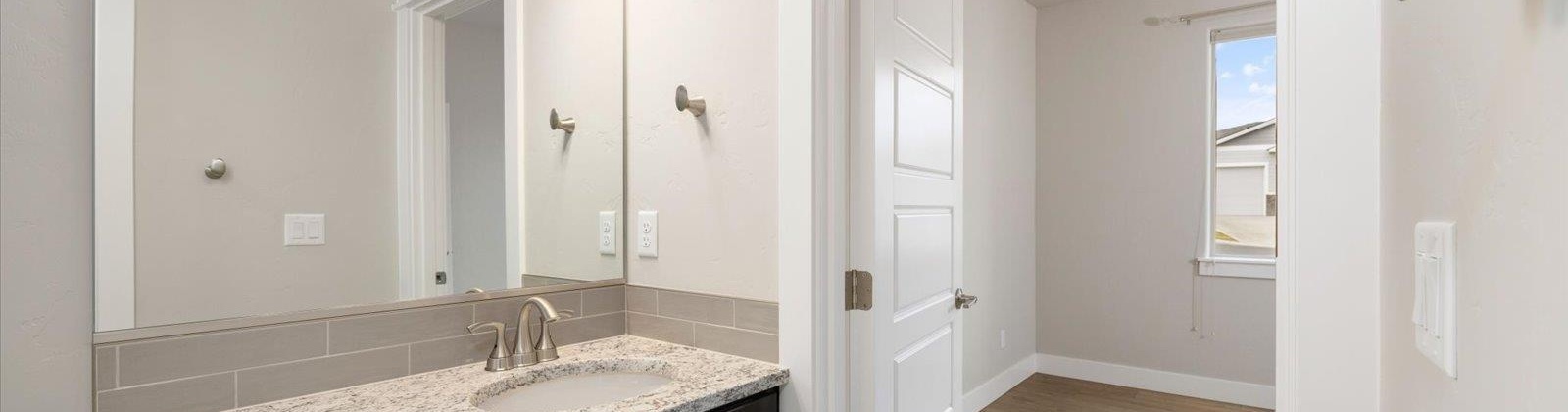 Napoli Street, West Richland, Washington 99353, 3 Bedrooms Bedrooms, 0 ,4 BathroomsBathrooms,Houses,For Sale,Napoli Street,0,290287