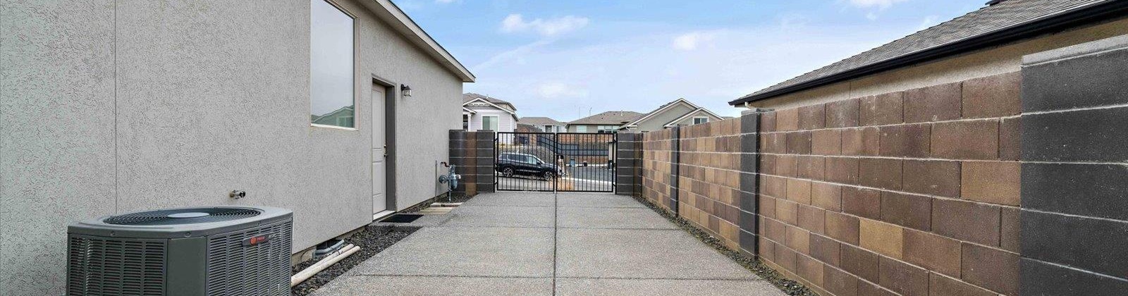 Napoli Street, West Richland, Washington 99353, 3 Bedrooms Bedrooms, 0 ,4 BathroomsBathrooms,Houses,For Sale,Napoli Street,0,290287