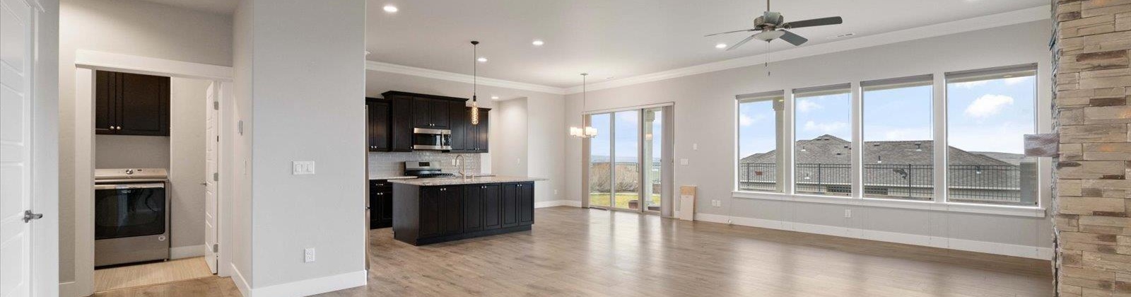 Napoli Street, West Richland, Washington 99353, 3 Bedrooms Bedrooms, 0 ,4 BathroomsBathrooms,Houses,For Sale,Napoli Street,0,290287