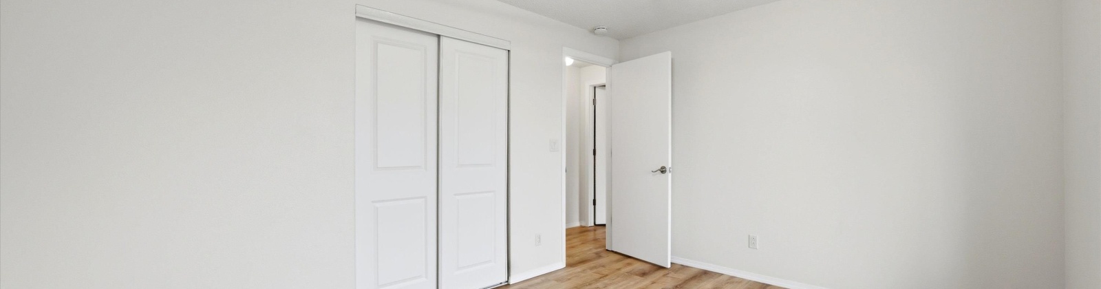 14Th Pl, Kennewick, Washington 99337, 3 Bedrooms Bedrooms, 0 ,2 BathroomsBathrooms,Houses,For Sale,14Th Pl,0,290286