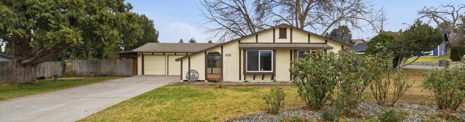 14Th Pl, Kennewick, Washington 99337, 3 Bedrooms Bedrooms, 0 ,2 BathroomsBathrooms,Houses,For Sale,14Th Pl,0,290286