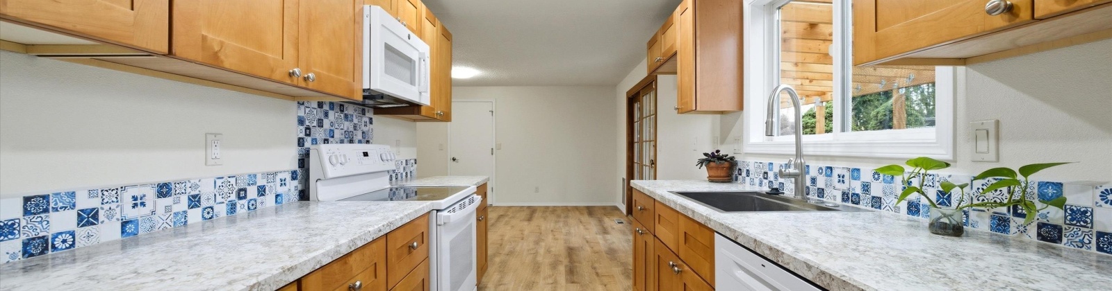 14Th Pl, Kennewick, Washington 99337, 3 Bedrooms Bedrooms, 0 ,2 BathroomsBathrooms,Houses,For Sale,14Th Pl,0,290286