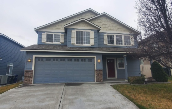 Lakerose Loop, Richland, Washington 99352, 4 Bedrooms Bedrooms, 0 ,3 BathroomsBathrooms,Houses,For Rent,Lakerose Loop,0,290282