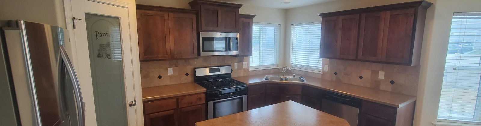 Lakerose Loop, Richland, Washington 99352, 4 Bedrooms Bedrooms, 0 ,3 BathroomsBathrooms,Houses,For Rent,Lakerose Loop,0,290282