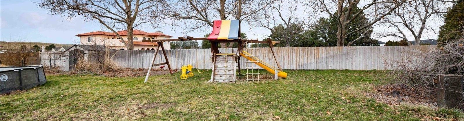 Alderbrook Ct, West Richland, Washington 99353, 3 Bedrooms Bedrooms, 0 ,3 BathroomsBathrooms,Houses,For Sale,Alderbrook Ct,0,290281