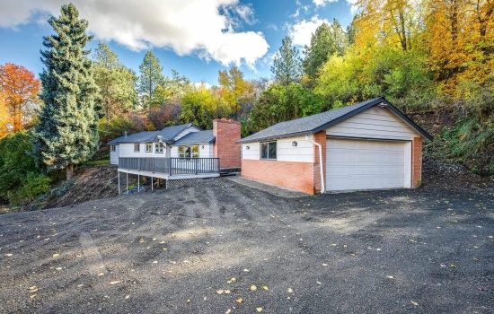 Fairview St, Colfax, Washington 99111-9514, 2 Bedrooms Bedrooms, 0 ,2 BathroomsBathrooms,Houses,For Sale,Fairview St,0,290299