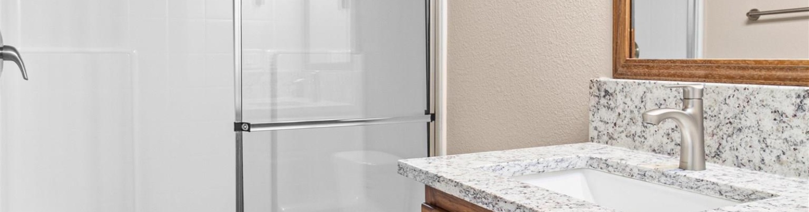 Yellowstone Avenue, Kennewick, Washington 99336, 3 Bedrooms Bedrooms, 0 ,2 BathroomsBathrooms,Manufactured Homes,For Sale,Yellowstone Avenue,0,290301