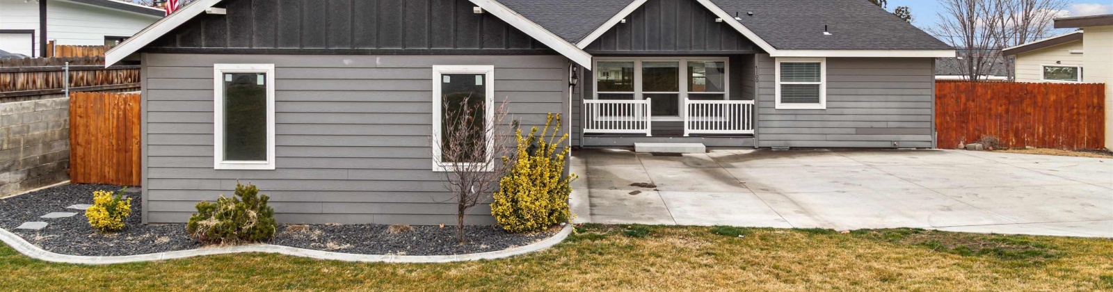 Yellowstone Avenue, Kennewick, Washington 99336, 3 Bedrooms Bedrooms, 0 ,2 BathroomsBathrooms,Manufactured Homes,For Sale,Yellowstone Avenue,0,290301