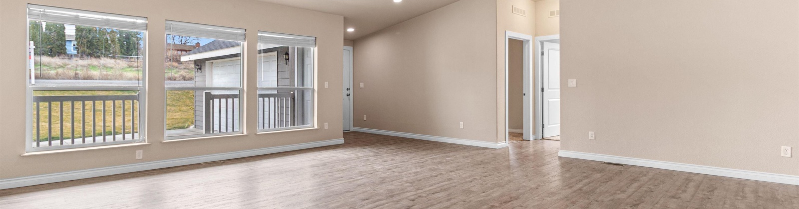 Yellowstone Avenue, Kennewick, Washington 99336, 3 Bedrooms Bedrooms, 0 ,2 BathroomsBathrooms,Manufactured Homes,For Sale,Yellowstone Avenue,0,290301