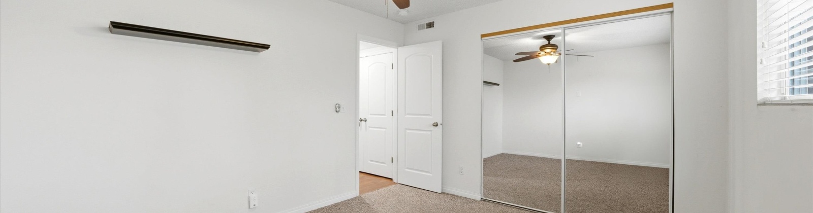 Hood Ave D 103, Kennewick, Washington 99336, 2 Bedrooms Bedrooms, 0 ,2 BathroomsBathrooms,Condos/townhomes,For Sale,Hood Ave D 103,0,290303