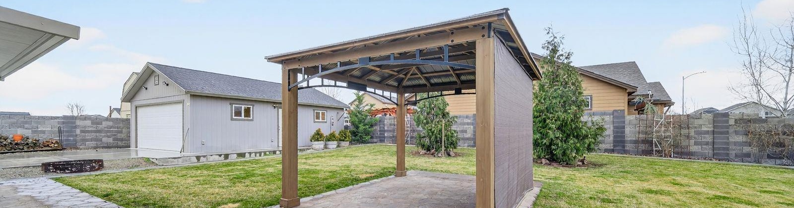 Kokanee Dr, Pasco, Washington 99301, 4 Bedrooms Bedrooms, 0 ,3 BathroomsBathrooms,Houses,For Sale,Kokanee Dr,0,290313