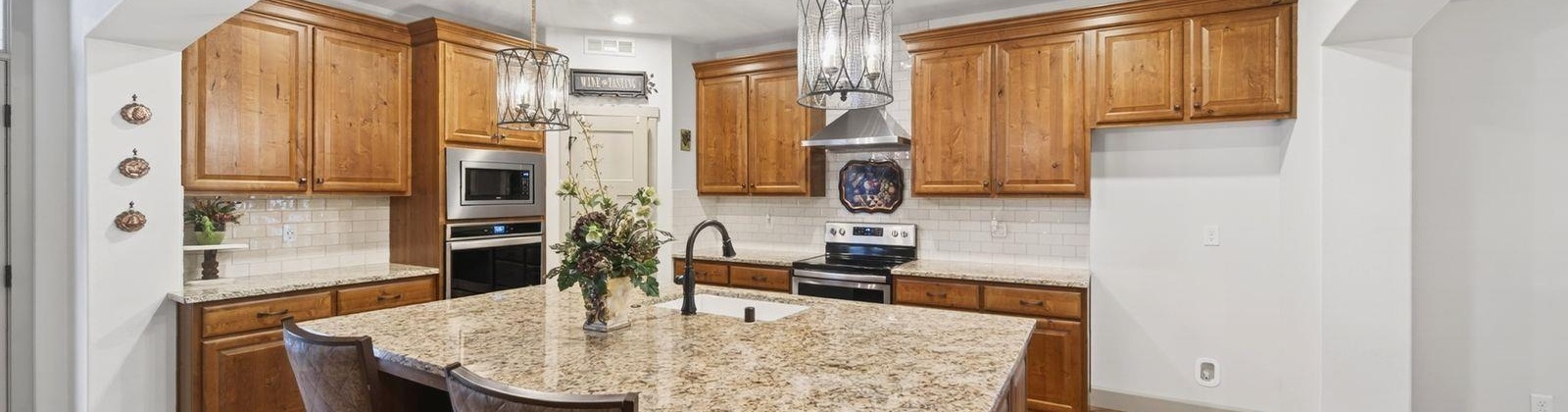 Kokanee Dr, Pasco, Washington 99301, 4 Bedrooms Bedrooms, 0 ,3 BathroomsBathrooms,Houses,For Sale,Kokanee Dr,0,290313