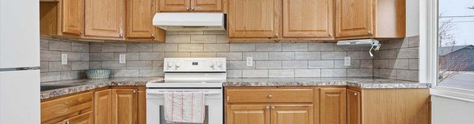 16th Ave, Pasco, Washington 99301, 4 Bedrooms Bedrooms, 0 ,2 BathroomsBathrooms,Multi-family,For Sale,16th Ave,0,290309