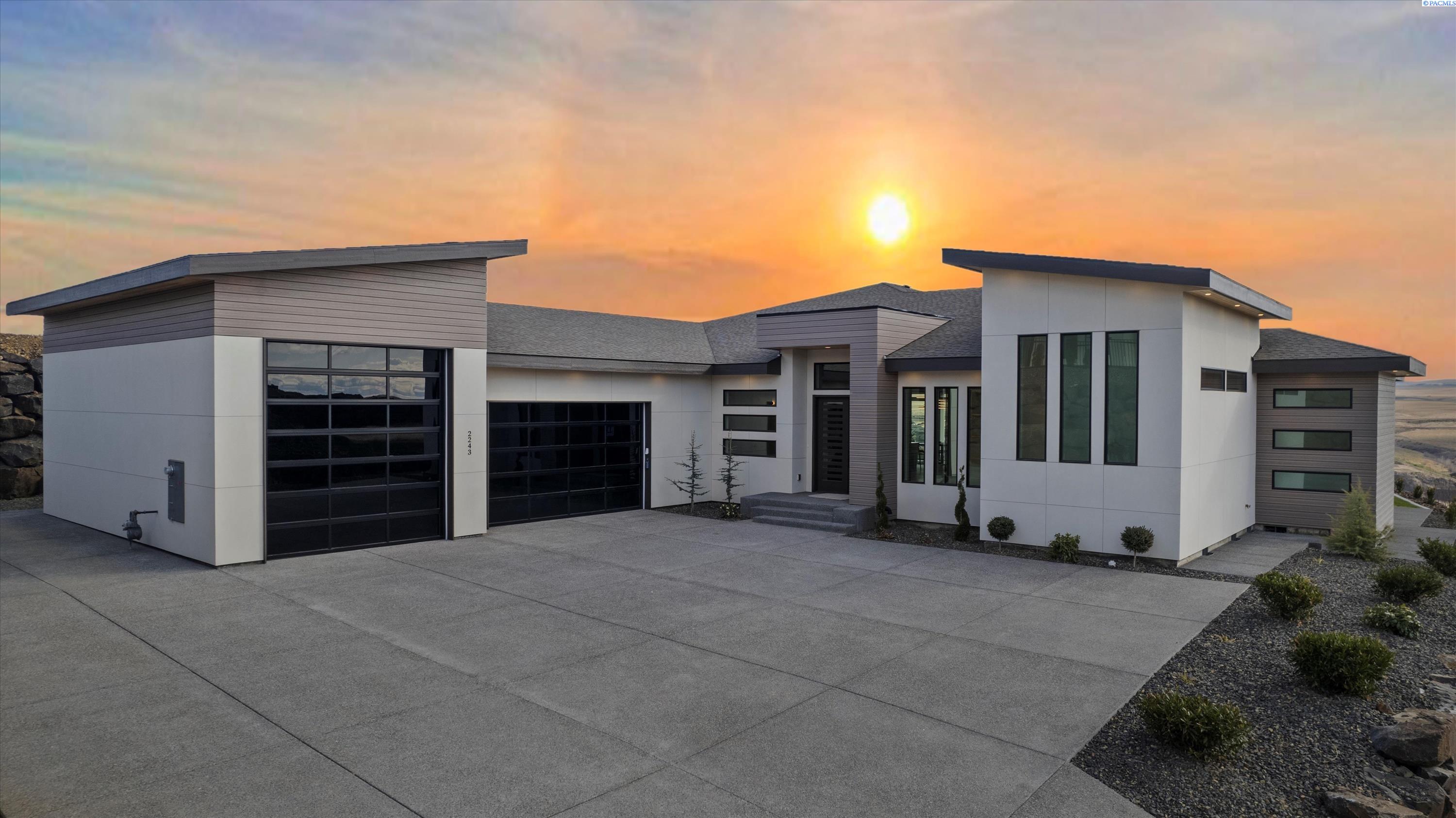 Wilson Pl, Kennewick, Washington 99338, 3 Bedrooms Bedrooms, 0 ,5 BathroomsBathrooms,Houses,For Sale,Wilson Pl,0,290316