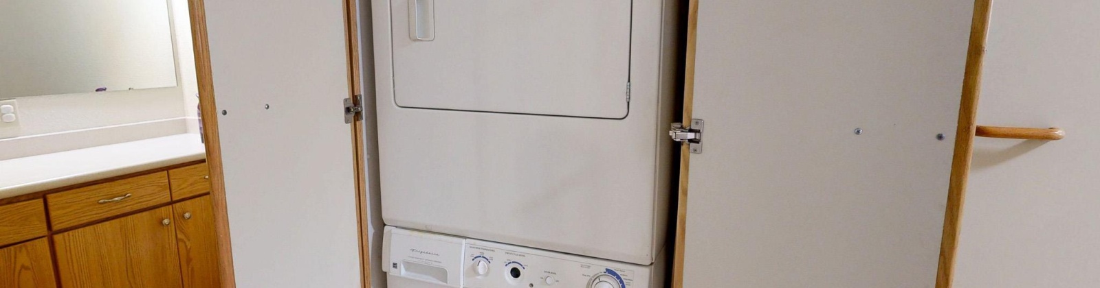 Crestview Dr, Pullman, Washington 99163, 4 Bedrooms Bedrooms, 0 ,2 BathroomsBathrooms,Condos/townhomes,For Sale,Crestview Dr,0,290352